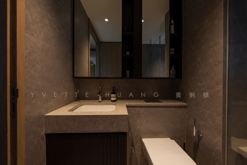 KI Residences At Brookvale, 8 Brookvale Drive, 3 Bedrooms, 936 sqft, Condominium For Sale, by Yvette Huang 黄俐银, 500159660 - Bathroom - PropertyGuru.com.sg