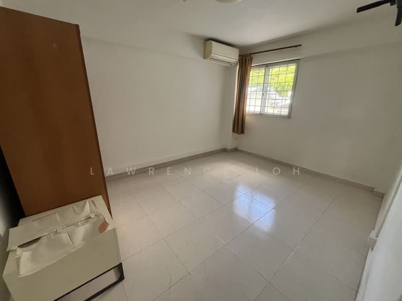 67 Kallang Bahru, 67 Kallang Bahru, 2 Bedrooms, 800 sqft, HDB Flat For Rent, by Lawrence Loh, 500159662 - Common Bedroom 2 - PropertyGuru.com.sg