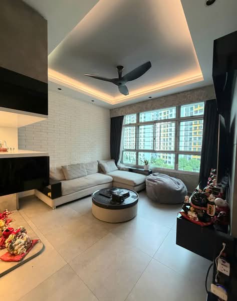 338A Anchorvale Crescent, 338A Anchorvale Crescent, 3 Bedrooms, 1,001 sqft, HDB Flat For Sale, by Melina Yap, 500159663 - Living Room - PropertyGuru.com.sg