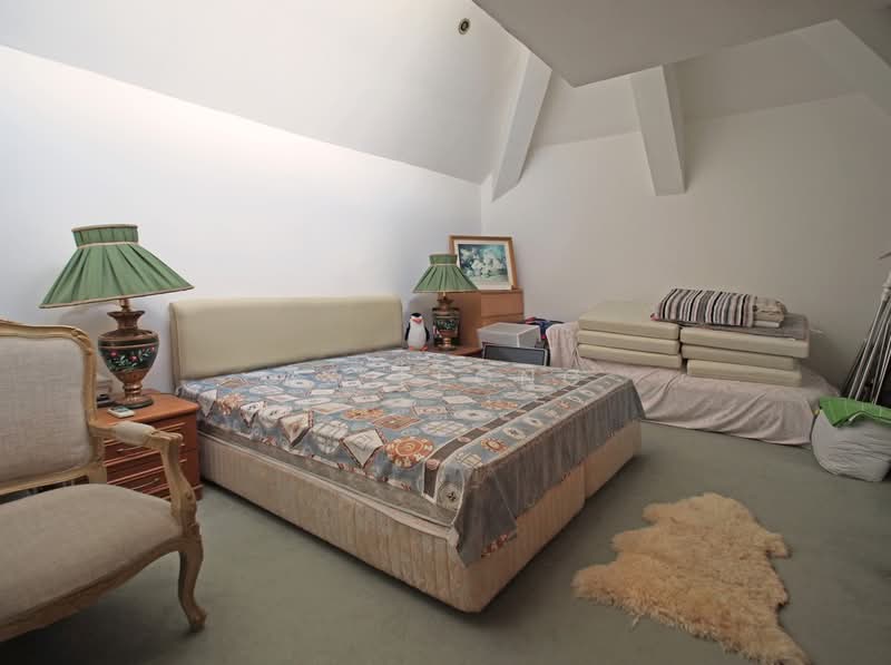 Braddell Heights Estate Bungalow, , 6 Bedrooms, 5,200 sqft, Detached House For Rent, by AS Leong, 500159666 - Bedroom - PropertyGuru.com.sg