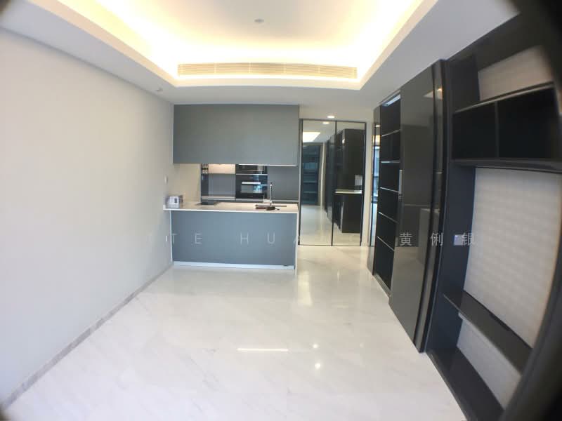 Cairnhill Nine, 9 Cairnhill Road, 2 Bedrooms, 743 sqft, Condominium For Sale, by Yvette Huang 黄俐银, 500159669 - Kitchen - PropertyGuru.com.sg