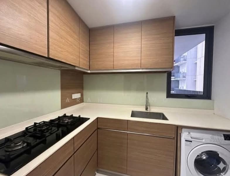 Coco Palms, 33 Pasir Ris Grove, 3 Bedrooms, 904 sqft, Condominium For Sale, by Sarah Chong, 500159670 - Kitchen - PropertyGuru.com.sg