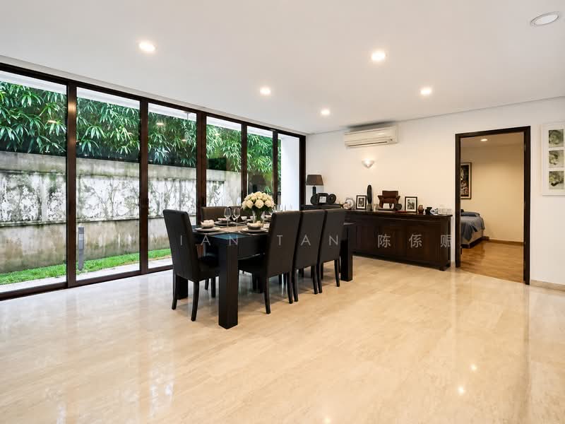 ⭐️ATTRACTIVE PRICE $1,8XX PSF DETACHED HSE NEAR SIXTH AVENUE, JALAN HAJI ALIAS, NAMLY PRECINCT!⭐️, Jalan Haji Alias Sixth Avenue Jalan Ampang Lim Tai See Coronation Namly Pelangi Greenleaf Ewart Park Holland Queen Astrid Bukit Sedap Maryland Ming Teck Allamanda Harum Sampurna Leedon Leedon Ford Bin Tong Belmont Garlick Maple Lantana Lasia Redwood, 5 Bedrooms, 9,750 sqft, Detached House For Sale, by Damian Tan 陈係赈, 500159677 - Dining Room - PropertyGuru.com.sg