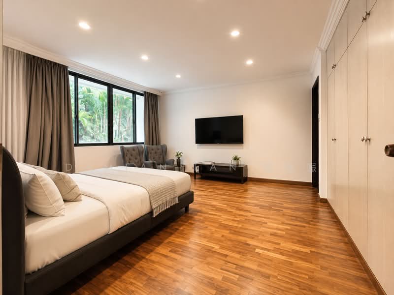 ⭐️ATTRACTIVE PRICE $1,8XX PSF DETACHED HSE NEAR SIXTH AVENUE, JALAN HAJI ALIAS, NAMLY PRECINCT!⭐️, Jalan Haji Alias Sixth Avenue Jalan Ampang Lim Tai See Coronation Namly Pelangi Greenleaf Ewart Park Holland Queen Astrid Bukit Sedap Maryland Ming Teck Allamanda Harum Sampurna Leedon Leedon Ford Bin Tong Belmont Garlick Maple Lantana Lasia Redwood, 5 Bedrooms, 9,750 sqft, Detached House For Sale, by Damian Tan 陈係赈, 500159677 - Bedroom - PropertyGuru.com.sg