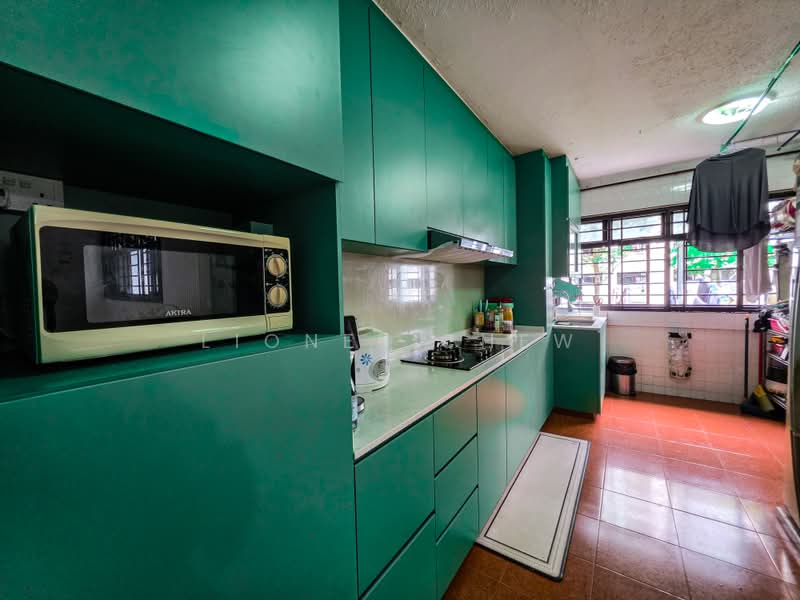 715 Bedok Reservoir Road, 715 Bedok Reservoir Road, 3 Bedrooms, 1,302 sqft, HDB Flat For Sale, by Lionel Chew, 500159682 - Kitchen - PropertyGuru.com.sg