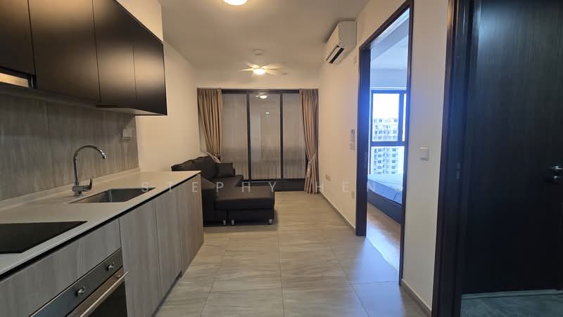 Grandeur Park Residences, 1 Bedok South Avenue 3, 1 Bedroom, 420 sqft, Condominium For Rent, by Stephy Heng, 500159687 - Living Room - PropertyGuru.com.sg