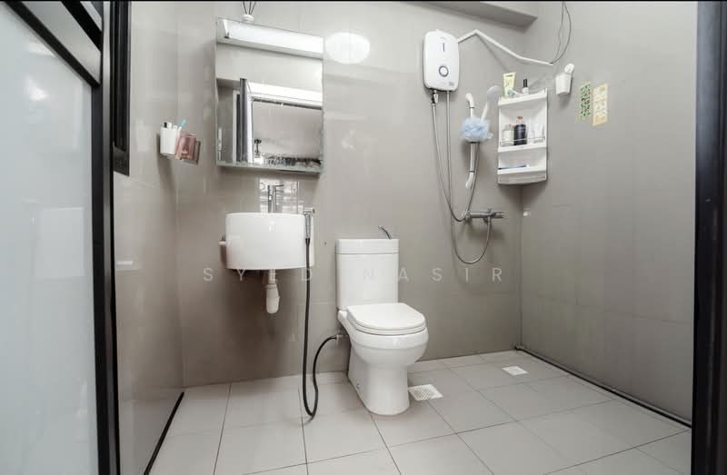 606B Tampines Street 61, 606B Tampines Street 61, 3 Bedrooms, 1,206 sqft, HDB Flat For Sale, by Syed Nasir, 500159702 - Bathroom - PropertyGuru.com.sg