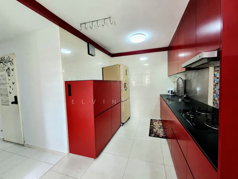 468 Segar Road, 468 Segar Road, 3 Bedrooms, 1,184 sqft, HDB Flat For Sale, by Melvin Chng, 500159717 - Kitchen - PropertyGuru.com.sg
