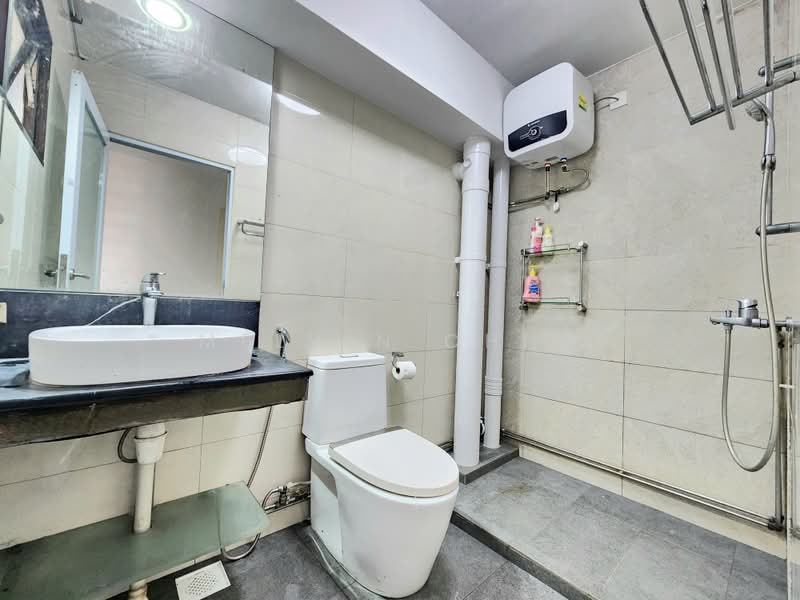 468 Segar Road, 468 Segar Road, 3 Bedrooms, 1,184 sqft, HDB Flat For Sale, by Melvin Chng, 500159717 - Bathroom - PropertyGuru.com.sg