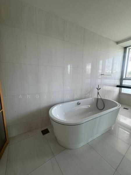 Reflections at Keppel Bay, 21 Keppel Bay View, 4 Bedrooms, 3,391 sqft, Condominium For Sale, by Angelina Tan, 500159726 - Bathroom - PropertyGuru.com.sg