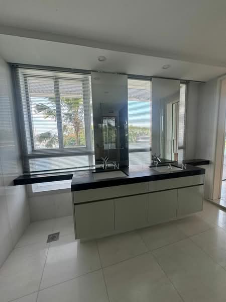 Reflections at Keppel Bay, 21 Keppel Bay View, 4 Bedrooms, 3,391 sqft, Condominium For Sale, by Angelina Tan, 500159726 - Bathroom - PropertyGuru.com.sg