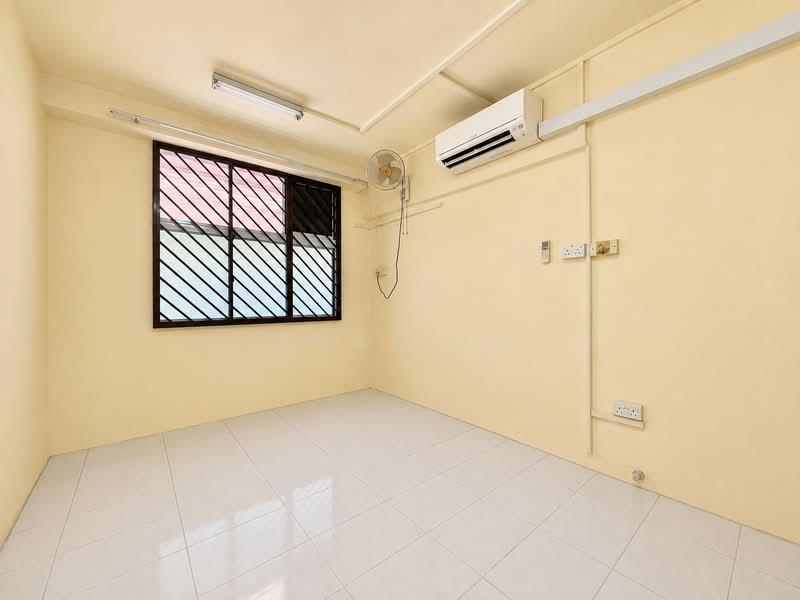 261 Serangoon Central Drive, 261 Serangoon Central Drive, 2 Bedrooms, 689 sqft, HDB Flat For Sale, by Chan Xi, 500159733 - Interior - PropertyGuru.com.sg