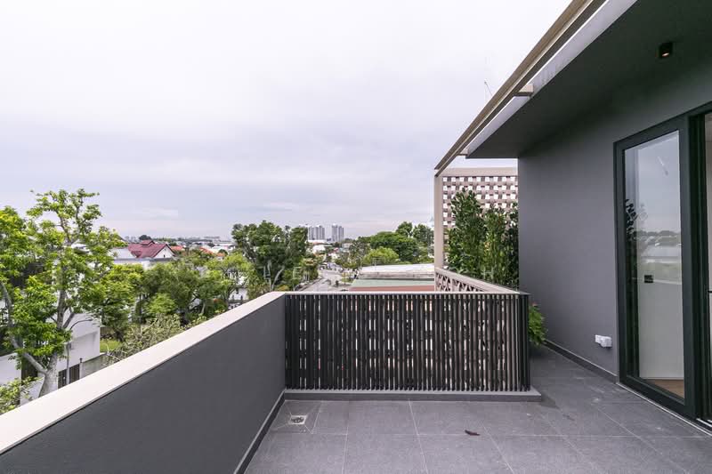 Hillcrest Road, , 5 Bedrooms, 6,765 sqft, Semi-Detached House For Sale, by Jolene Koh, 500159735 - Balcony - PropertyGuru.com.sg