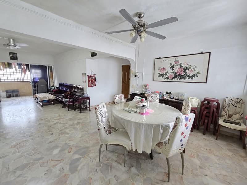 240 Jurong East Street 21, 240 Jurong East Street 21, Room Rental, 150 sqft, HDB Flat For Rent, by Steve Yeo, 500159745 - Living Room - PropertyGuru.com.sg