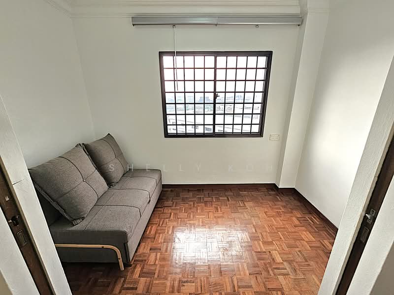 Kensington Park, 8 Kensington Park Drive, 3 Bedrooms, 2,024 sqft, Condominium For Rent, by Shelly Koh, 500159762 - Living Room - PropertyGuru.com.sg