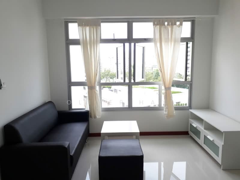 675A Fern Grove @ Yishun, 675A Yishun Avenue 4, 1 Bedroom, 480 sqft, HDB Flat For Rent, by Oliver Hay, 500159777 - Living Room - PropertyGuru.com.sg