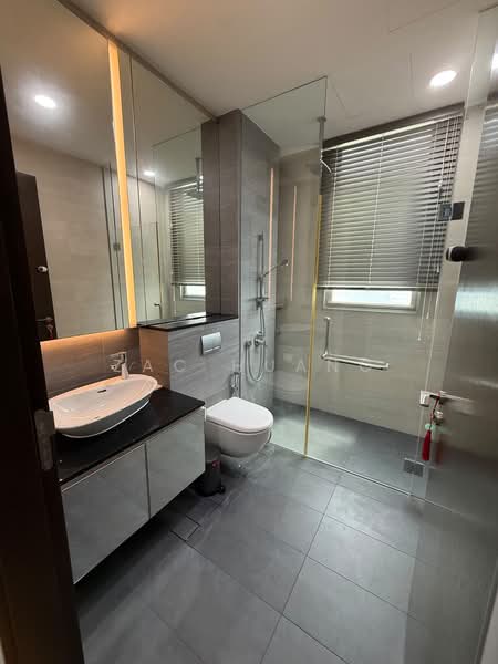 Kallang Riverside, 51 Kampong Bugis, 3 Bedrooms, 1,432 sqft, Condominium For Rent, by Zac Huang, 500159799 - Bathroom - PropertyGuru.com.sg