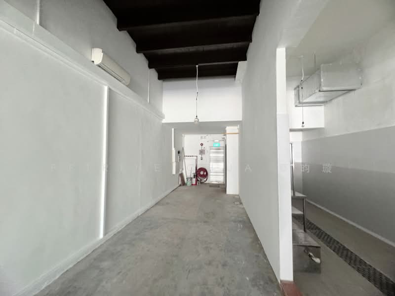 F&B Opportunity Near 1,000+ Upcoming BTO Homes, Eunos / Geylang / Paya Lebar, 2,400 sqft, Shop / Shophouse For Rent, by Petrine Chua 蔡昀璇, 500159803 - Interior - CommercialGuru.com.sg