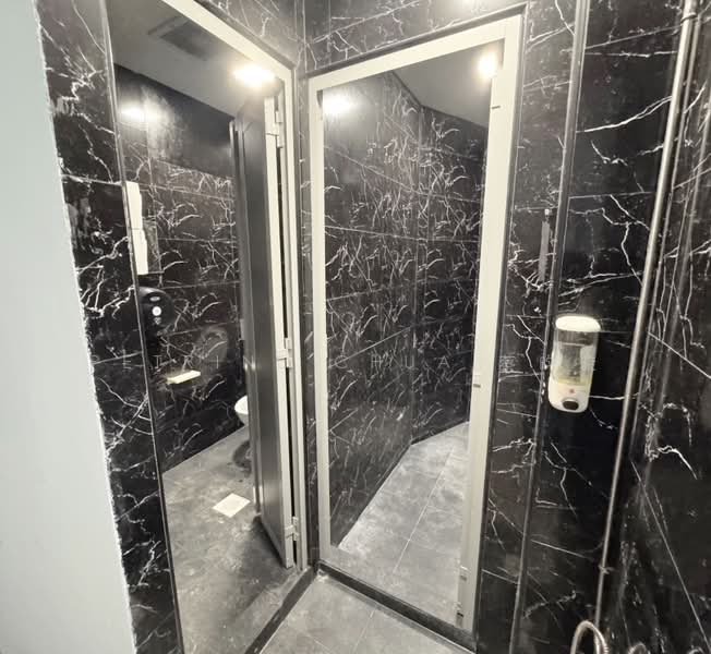 F&B Opportunity Near 1,000+ Upcoming BTO Homes, Eunos / Geylang / Paya Lebar, 2,400 sqft, Shop / Shophouse For Rent, by Petrine Chua 蔡昀璇, 500159803 - Bathroom - CommercialGuru.com.sg