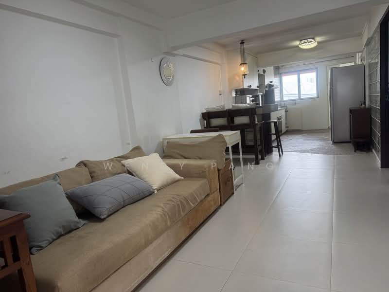 13 Holland Drive, 13 Holland Drive, 2 Bedrooms, 630 sqft, HDB Flat For Rent, by Wendy Pang, 500159808 - Living Room - PropertyGuru.com.sg