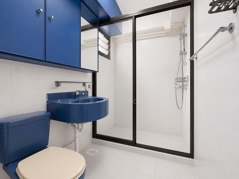 517A Jurong West Street 52, 517A Jurong West Street 52, 3 Bedrooms, 1,238 sqft, HDB Flat For Rent, by Casey Koo 古家进, 500159811 - Bathroom - PropertyGuru.com.sg