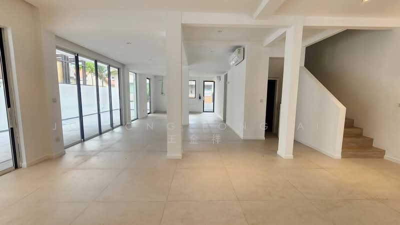 Spring Park Estate, , 4 Bedrooms, 3,000 sqft, Semi-Detached House For Sale, by Jon Ong (Onglai) 王金祥, 500159821 - Interior - PropertyGuru.com.sg