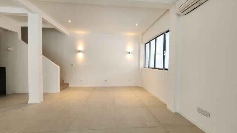 Spring Park Estate, , 4 Bedrooms, 3,000 sqft, Semi-Detached House For Sale, by Jon Ong (Onglai) 王金祥, 500159821 - Interior - PropertyGuru.com.sg