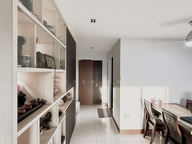 8B Upper Boon Keng Road, 8B Upper Boon Keng Road, 3 Bedrooms, 1,249 sqft, HDB Flat For Sale, by Bryan Ong, 500159838 - Corridor - PropertyGuru.com.sg