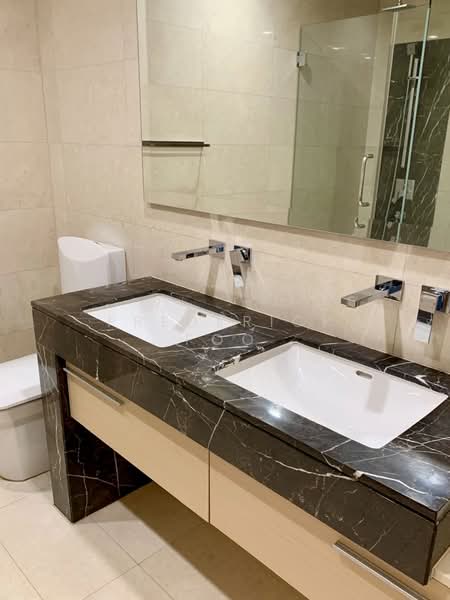 Marina Bay Suites, 3 Central Boulevard, 4 Bedrooms, 2,066 sqft, Apartment For Rent, by Frederick Foo, 500159841 - Bathroom - PropertyGuru.com.sg