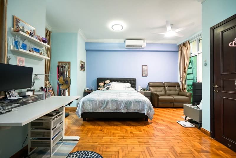 Villa Verde, Verde Grove, 5 Bedrooms, 3,100 sqft, Terraced House For Sale, by Evelyn Chan Yuk Ying, 500159847 - PropertyGuru.com.sg