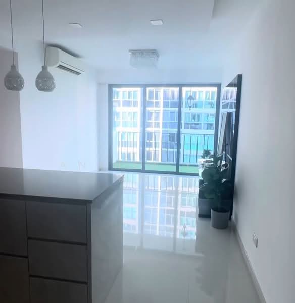 Esparina Residences, 117 Compassvale Bow, 2 Bedrooms, 678 sqft, Executive Condominium For Rent, by Anthea Yeo 杨丽娇, 500159850 - Living Room - PropertyGuru.com.sg