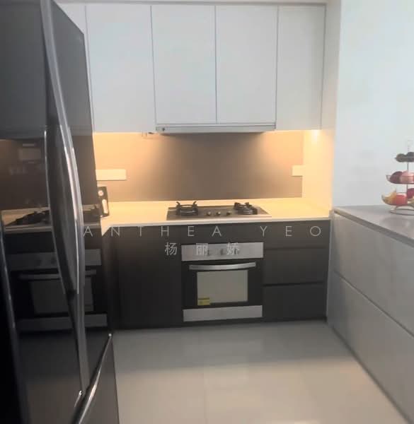 Esparina Residences, 117 Compassvale Bow, 2 Bedrooms, 678 sqft, Executive Condominium For Rent, by Anthea Yeo 杨丽娇, 500159850 - Kitchen - PropertyGuru.com.sg