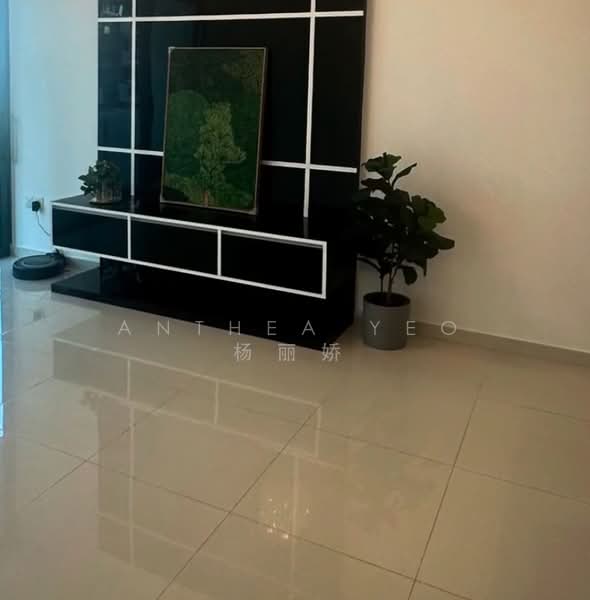 Esparina Residences, 117 Compassvale Bow, 2 Bedrooms, 678 sqft, Executive Condominium For Rent, by Anthea Yeo 杨丽娇, 500159850 - Living Room - PropertyGuru.com.sg