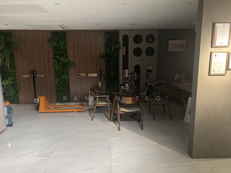Mega@Woodlands, 39 Woodlands Close, 1,786 sqft, Light Industrial (B1) For Sale, by Ranten Teo, 500159860 - Interior - CommercialGuru.com.sg