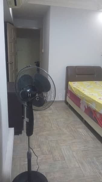 439 Hougang Avenue 8, 439 Hougang Avenue 8, Room Rental, 100 sqft, HDB Flat For Rent, by Hanson Chan, 500159864 - Bedroom - PropertyGuru.com.sg
