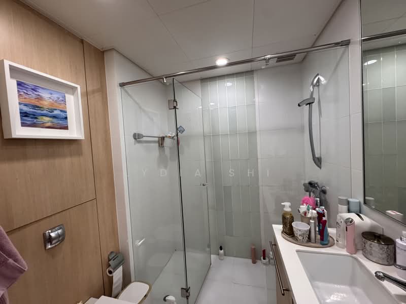 The Sail @ Marina Bay, 2 Marina Boulevard, 3 Bedrooms, 1,184 sqft, Condominium For Rent, by Lydia Shi, 500159885 - Bathroom - PropertyGuru.com.sg