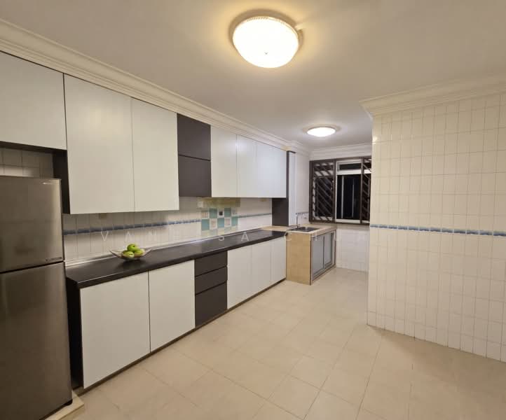 430 Bukit Panjang Ring Road, 430 Bukit Panjang Ring Road, 3 Bedrooms, 1,313 sqft, HDB Flat For Sale, by Vanessa Chuah, 500159887 - Kitchen - PropertyGuru.com.sg