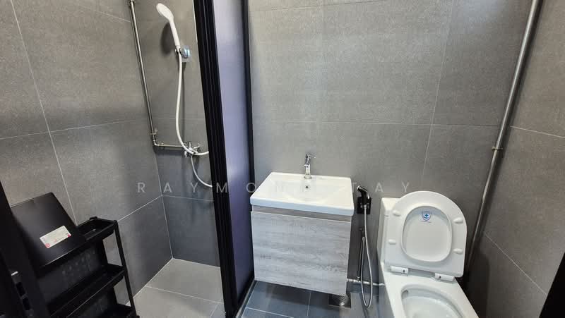 Ensuite Room for Rent Near Farrer Park MRT, , Room Rental, 240 sqft, Terraced House For Rent, by Raymond Tay, 500159912 - Bathroom - PropertyGuru.com.sg