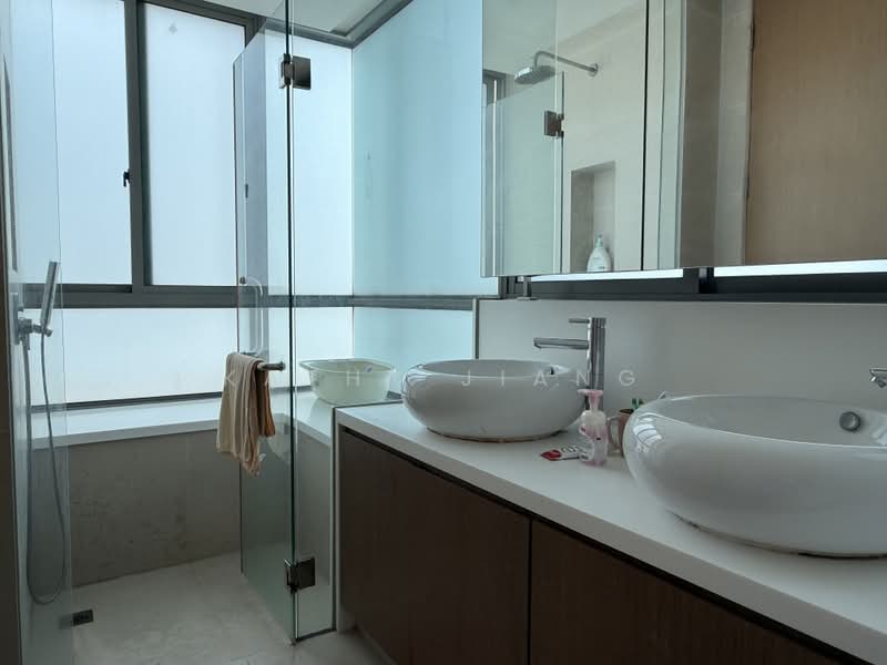 St Patrick's Residences, 52 St. Patrick'S Road, 2 Bedrooms, 1,206 sqft, Apartment For Rent, by Kathy Jiang, 500159916 - Bathroom - PropertyGuru.com.sg