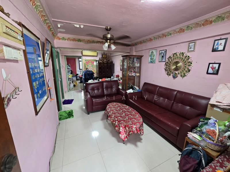 195 Kim Keat Avenue, 195 Kim Keat Avenue, 2 Bedrooms, 710 sqft, HDB Flat For Sale, by Liu Jianye, 500159925 - Living Room - PropertyGuru.com.sg