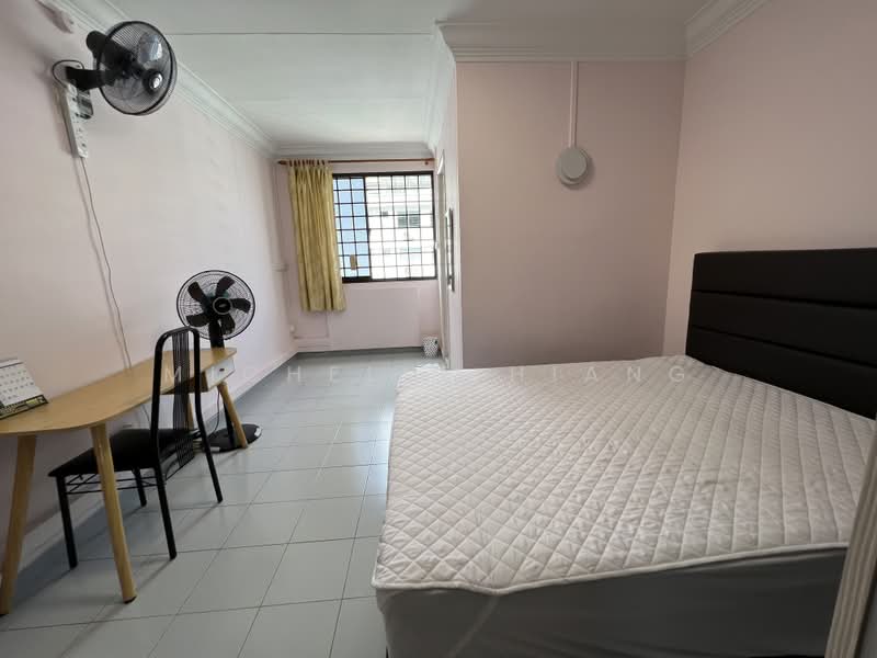821 Jurong West Street 81, 821 Jurong West Street 81, 3 Bedrooms, 1,119 sqft, HDB Flat For Rent, by Michelle Hiang, 500159951 - Bedroom - PropertyGuru.com.sg