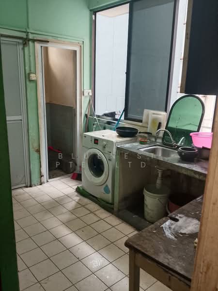 Hoe Chiang Road, Hoe Chiang Road, 3 Bedrooms, 1,391 sqft, Walk-up Apartment For Sale, by CHUA SOO LIANG, 500159961 - Kitchen - PropertyGuru.com.sg