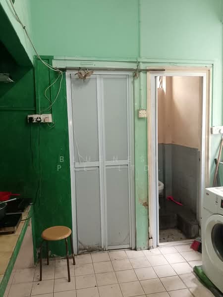 Hoe Chiang Road, Hoe Chiang Road, 3 Bedrooms, 1,391 sqft, Walk-up Apartment For Sale, by CHUA SOO LIANG, 500159961 - Bathroom - PropertyGuru.com.sg