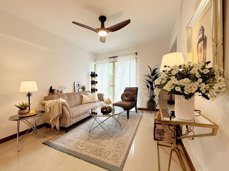135 Edgedale Plains, 135 Edgedale Plains, 3 Bedrooms, 979 sqft, HDB Flat For Sale, by Fariz Rashid, 500159963 - Living Room - PropertyGuru.com.sg