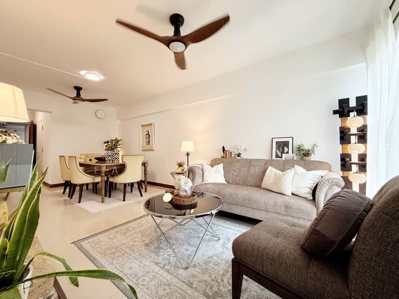 135 Edgedale Plains, 135 Edgedale Plains, 3 Bedrooms, 979 sqft, HDB Flat For Sale, by Fariz Rashid, 500159963 - Living Room - PropertyGuru.com.sg