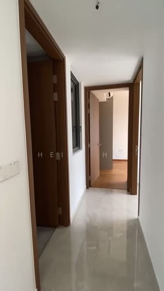 Stirling Residences, 23 Stirling Road, 2 Bedrooms, 764 sqft, Condominium For Rent, by Heidi Ho, 500159979 - Corridor - PropertyGuru.com.sg