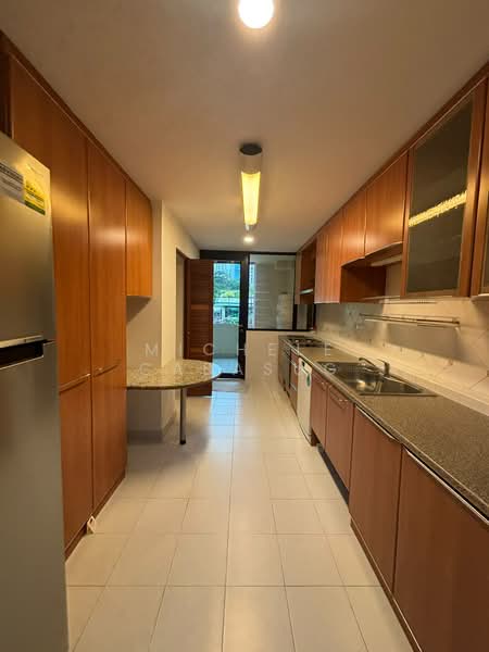 The Draycott, 62 Draycott Park, 2 Bedrooms, 1,345 sqft, Condominium For Sale, by Michele Cabasug, 500159981 - Kitchen - PropertyGuru.com.sg