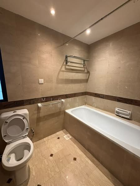 The Draycott, 62 Draycott Park, 2 Bedrooms, 1,345 sqft, Condominium For Sale, by Michele Cabasug, 500159981 - Bathroom - PropertyGuru.com.sg