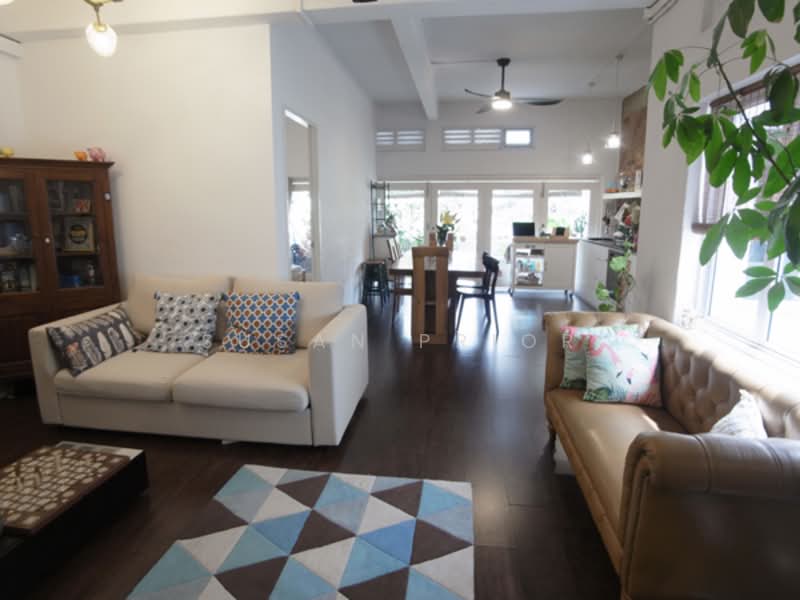 Larger Eng Watt 2/ 3 Bed, Eng Watt Street, 2 Bedrooms, 1,045 sqft, Conservation House For Sale, by Susan Prior, 500159982 - Living Room - PropertyGuru.com.sg