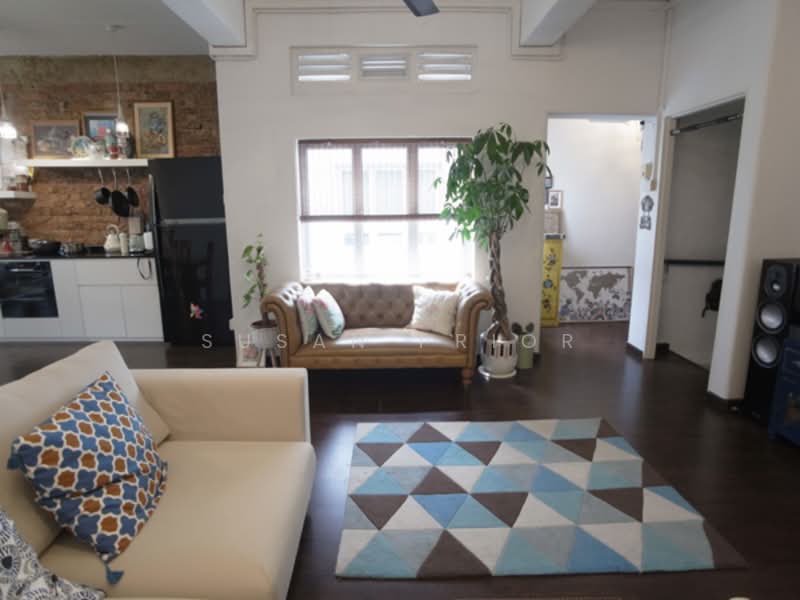 Larger Eng Watt 2/ 3 Bed, Eng Watt Street, 2 Bedrooms, 1,045 sqft, Conservation House For Sale, by Susan Prior, 500159982 - Living Room - PropertyGuru.com.sg